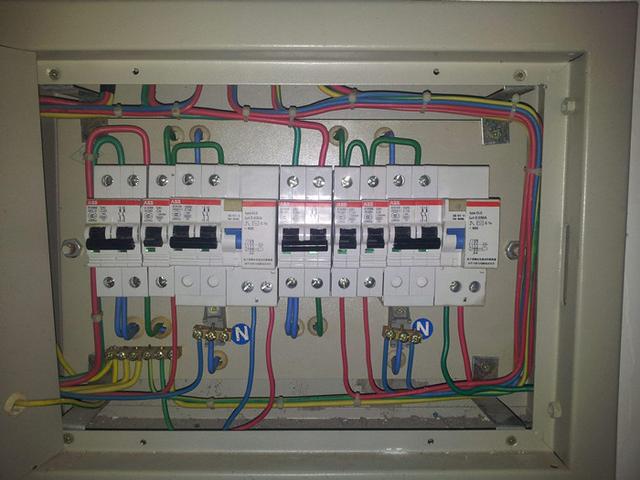 主頁配電箱 63A或40A，用于總漏電保護和空氣開關？讀完之后，我完全明白了！